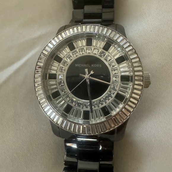 Michael Kors watch - authentic main image 2